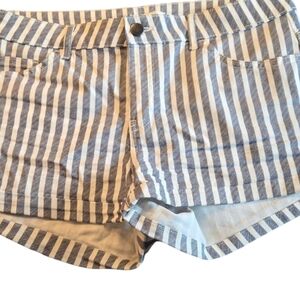 H & M Stripped Shorts Size 8